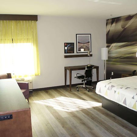 La Quinta Inn & Suites By Wyndham Braselton Dış mekan fotoğraf