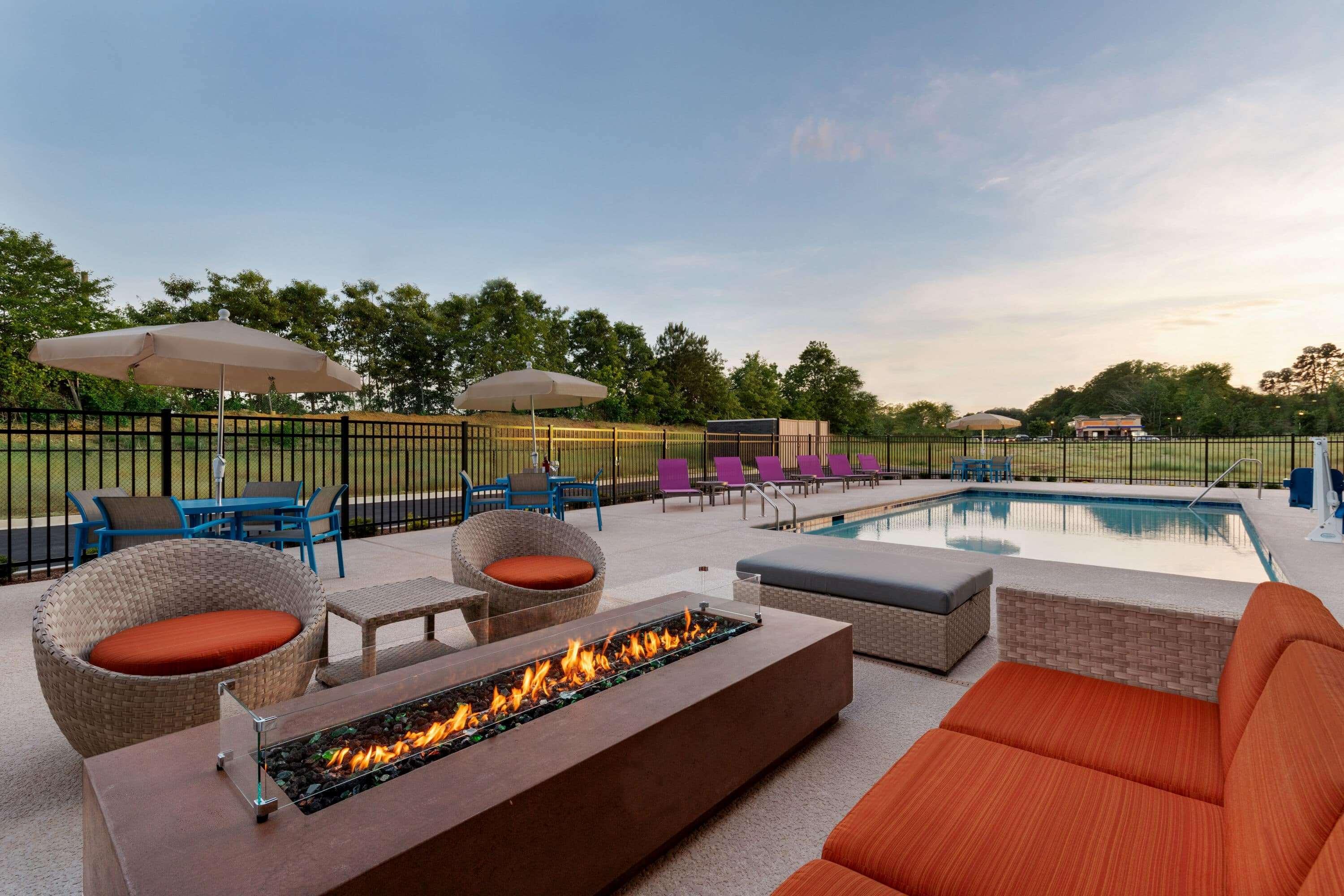 La Quinta Inn & Suites By Wyndham Braselton Dış mekan fotoğraf