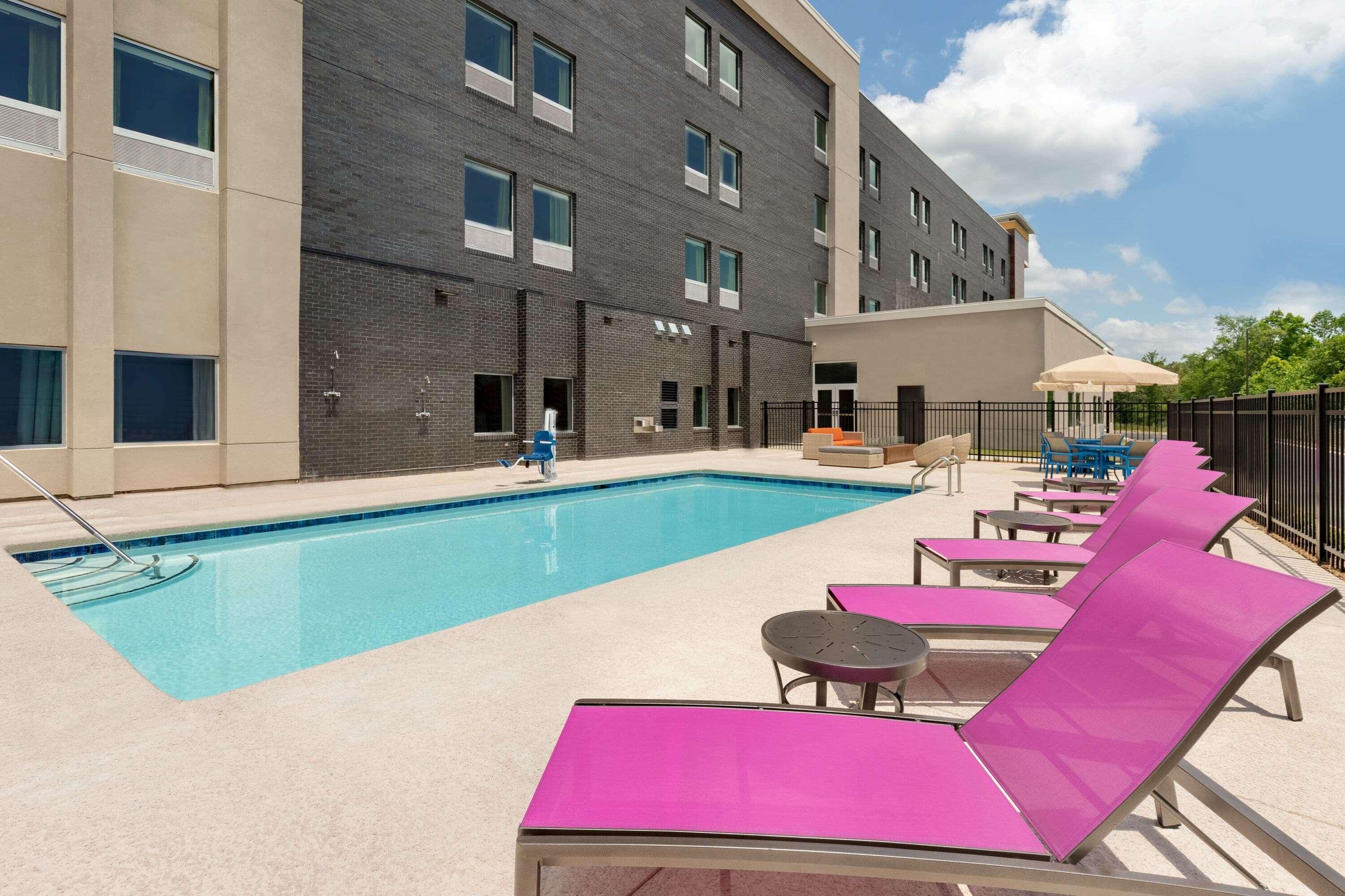 La Quinta Inn & Suites By Wyndham Braselton Dış mekan fotoğraf