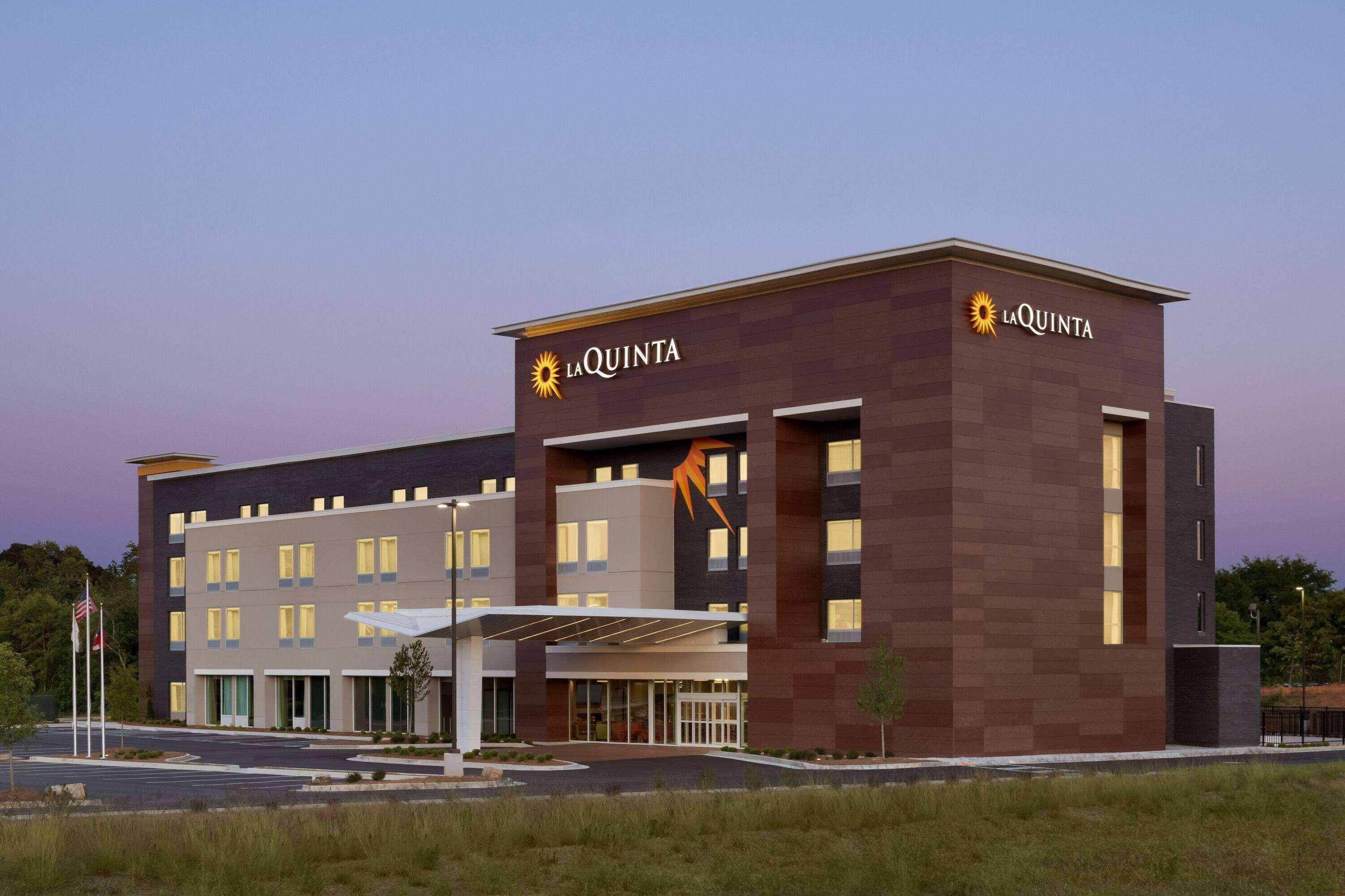 La Quinta Inn & Suites By Wyndham Braselton Dış mekan fotoğraf