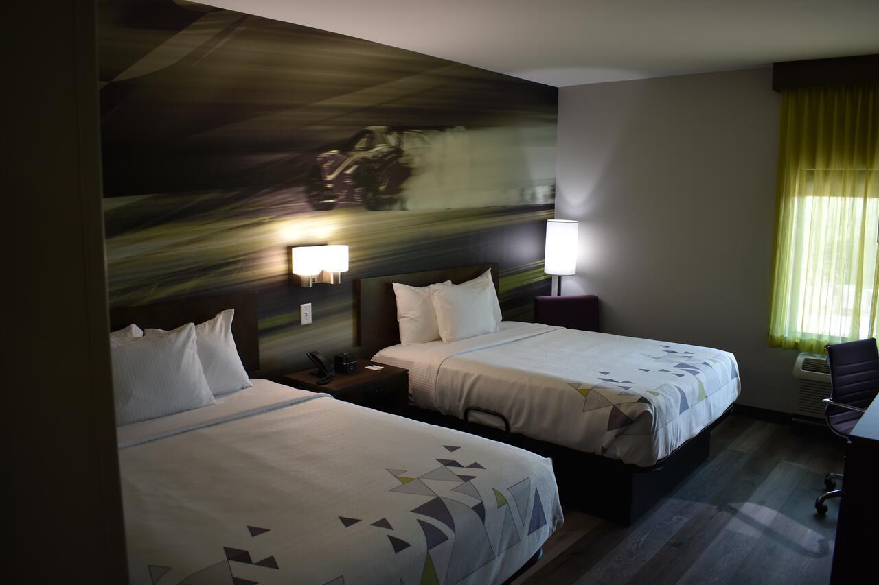 La Quinta Inn & Suites By Wyndham Braselton Dış mekan fotoğraf
